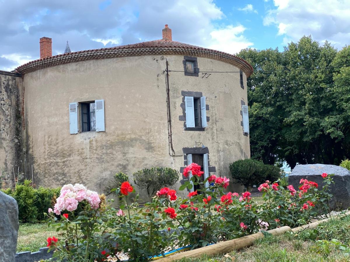 Tour Du Chateau De Gondole Le Cendre Exterior photo